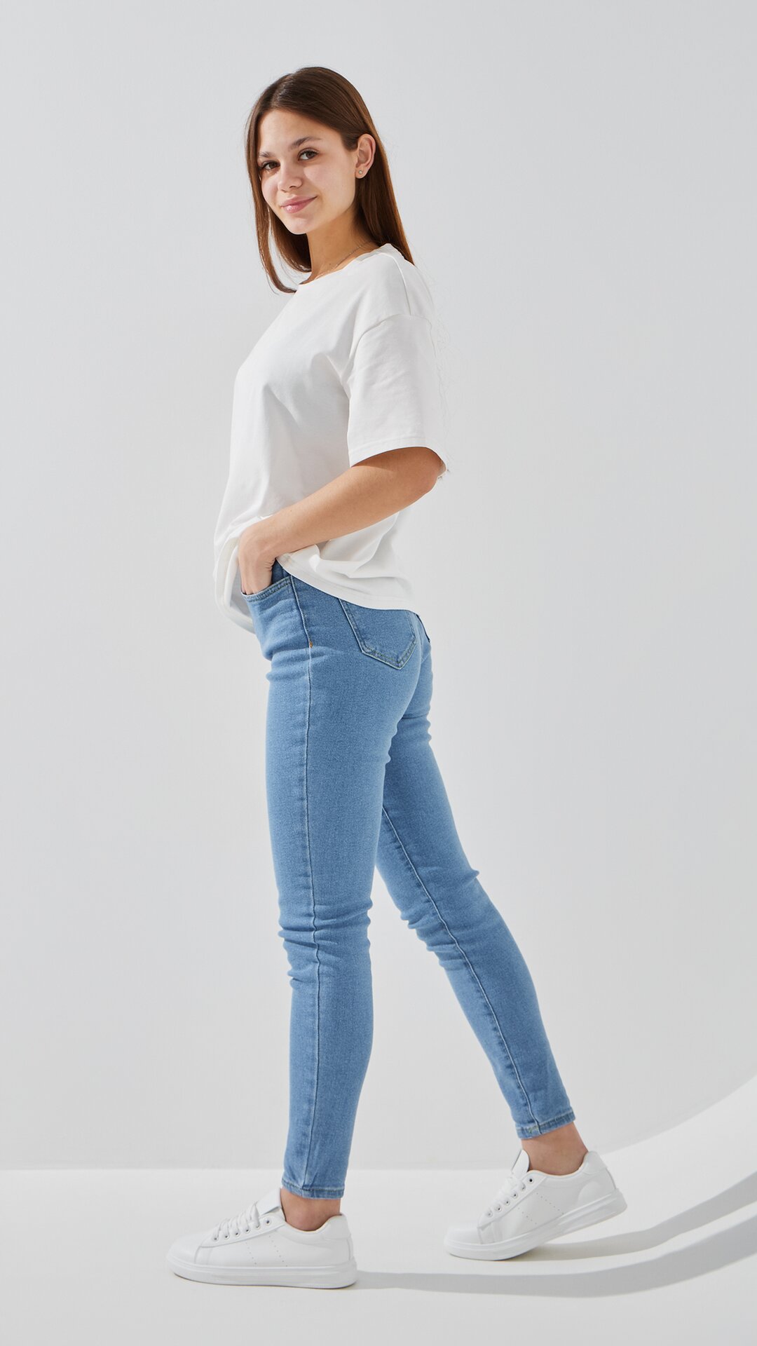 Купити Джинси Slim Fit жіночі LAWA WBC02413 40 Світло-синій Артикул: 2000999394287 Фото повноекранне №3