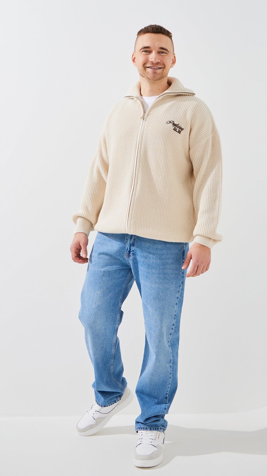Купити Кофта однотонна чоловіча GENUA G01209-0002 XL Молочний Артикул: 2000999471971 Фото повноекранне №4
