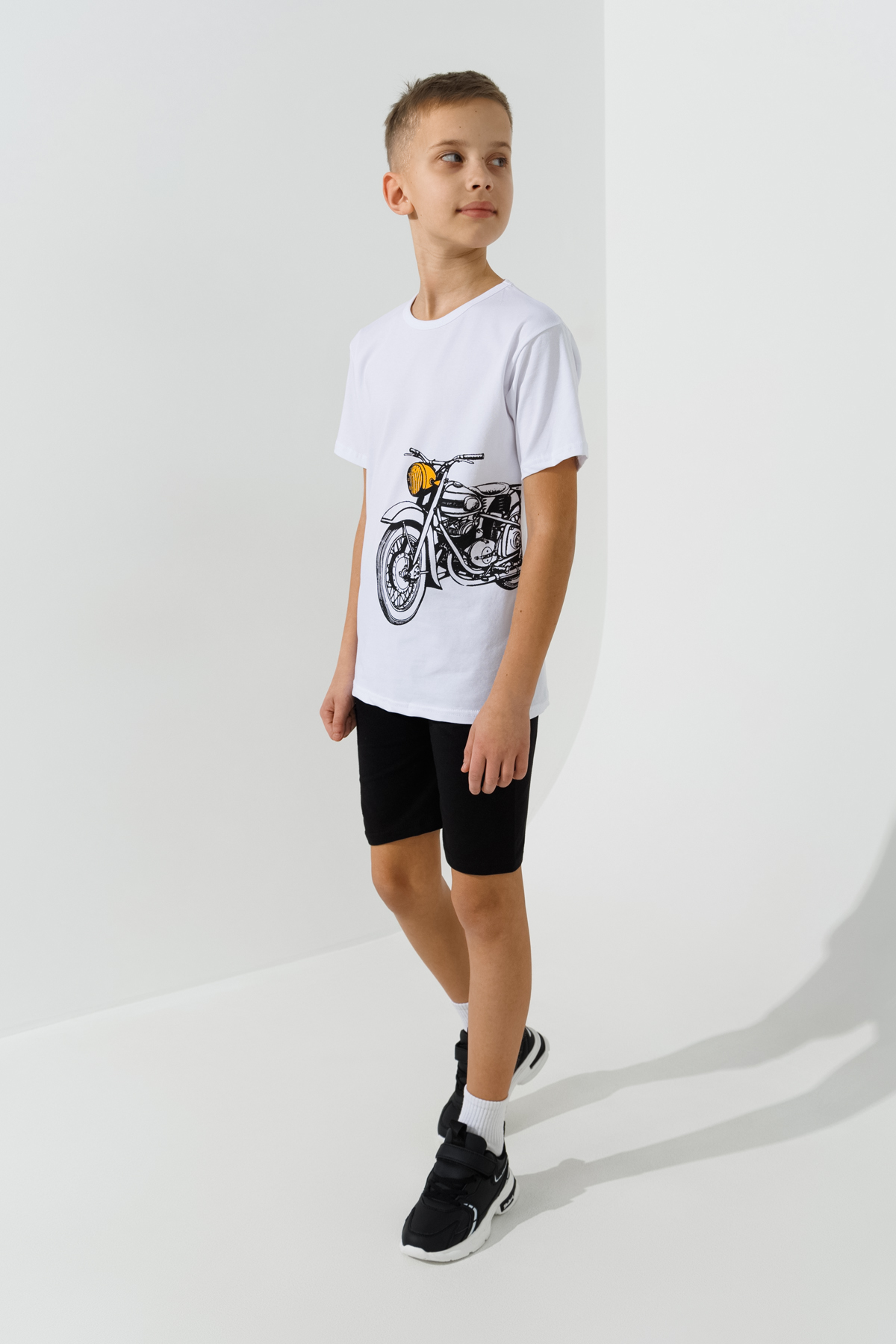 Костюм футболка+шорты для мальчика Happy Kids 018 128 см Белый  Фото №1