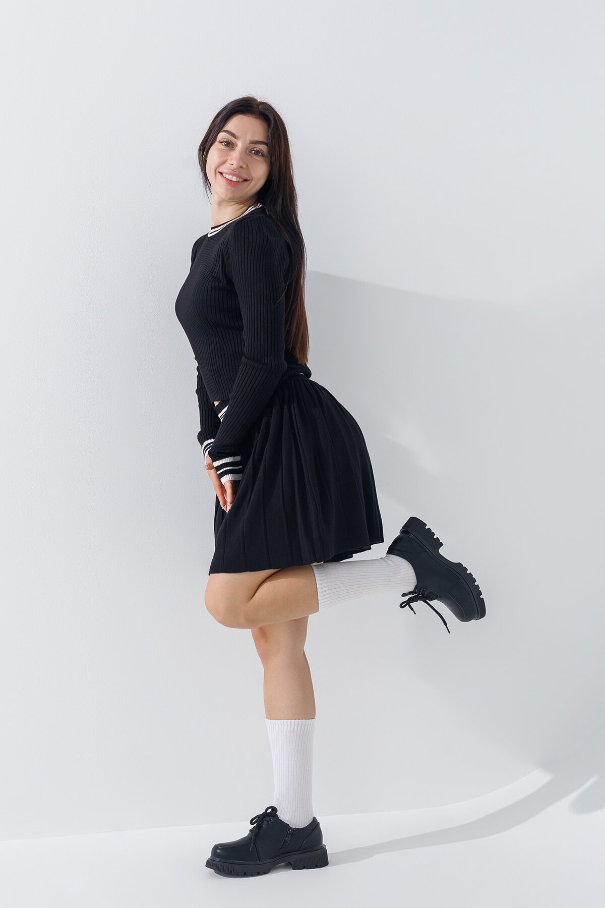 Костюм однотонний жіночий Park karon 10797 One Size Чорний (2000990622730D)  Фото №4