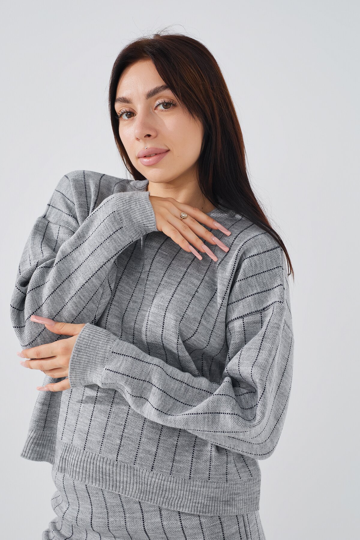 Костюм жіночий Femme 10104 One Size Сірий (2000990184634D)  Фото №3