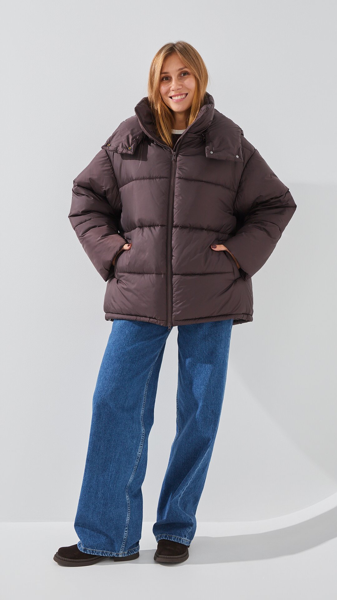 Купити Куртка однотонна жіноча LAWA WBC02422 XL/2XL Коричневий Артикул: 2888000014474 Фото повноекранне №2