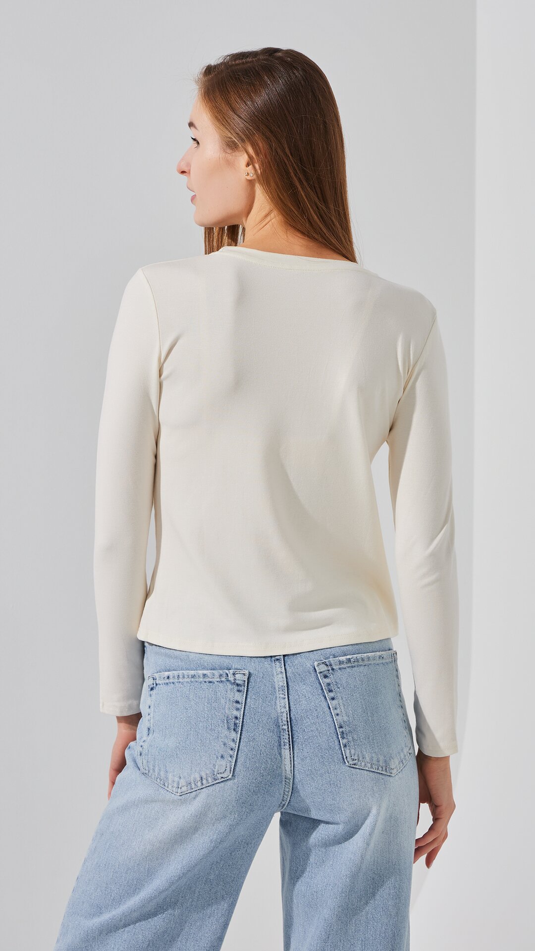 Лонгслів однотонний жіночий Bclothing 8837 S Молочний  Фото №4