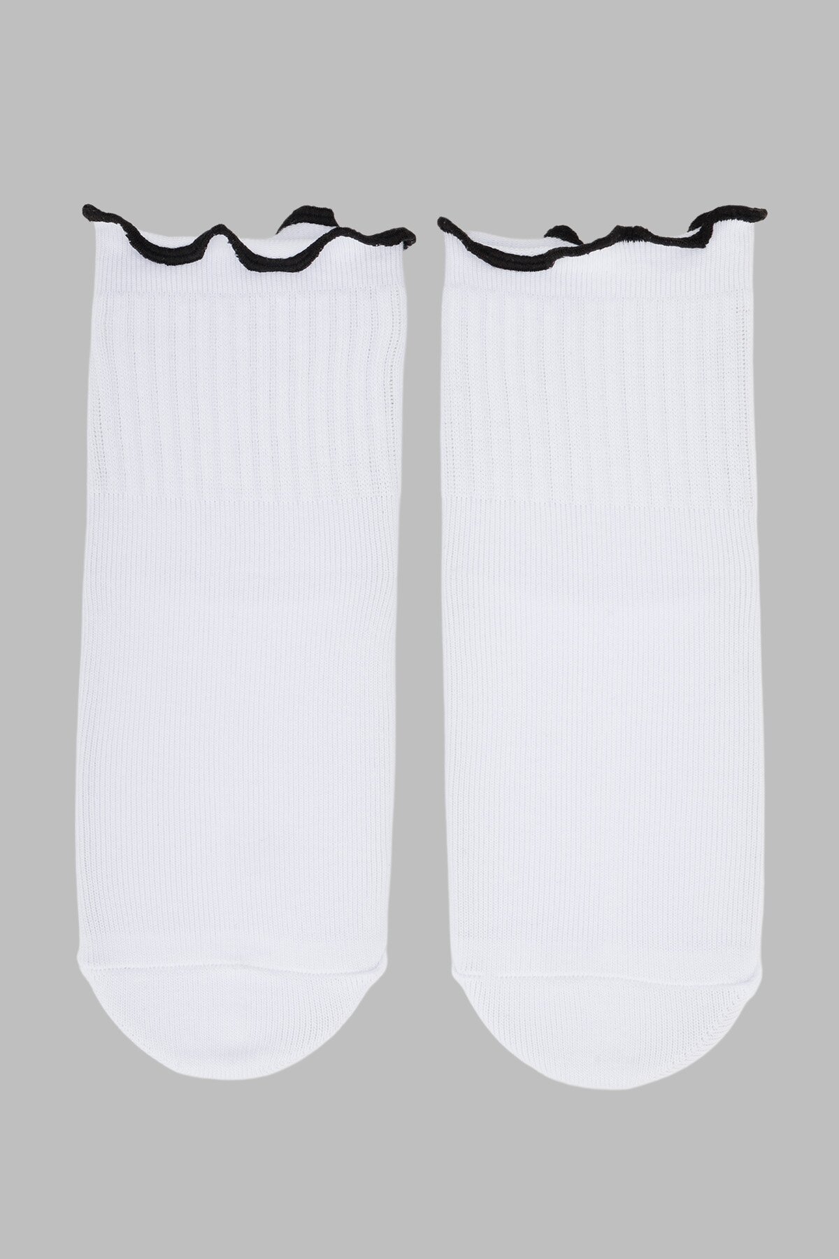 Купити Шкарпетки для дівчинки Premier Socks Рюші 16-18 Білий (4820203339822A) Артикул: 4820203339822 Фото повноекранне №3