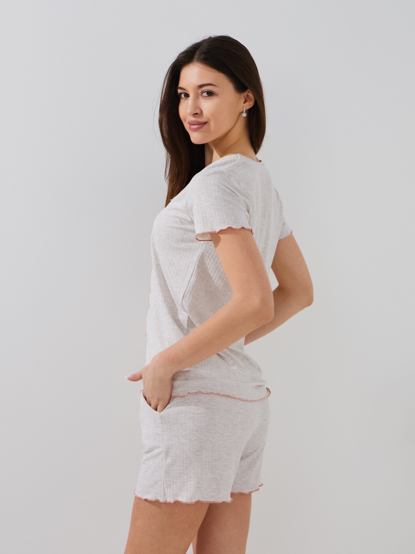 Купити Піжама жіноча Nicoletta 2XL 45034 Бежевий Артикул: 2000999576508 Фото повноекранне №4