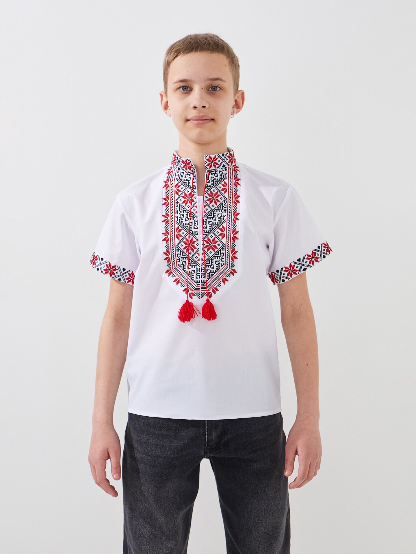 Купити Сорочка вишиванка для хлопчика Козачок МАКСИМ 134 см Червоний Артикул: 2000999401817 Фото повноекранне №1