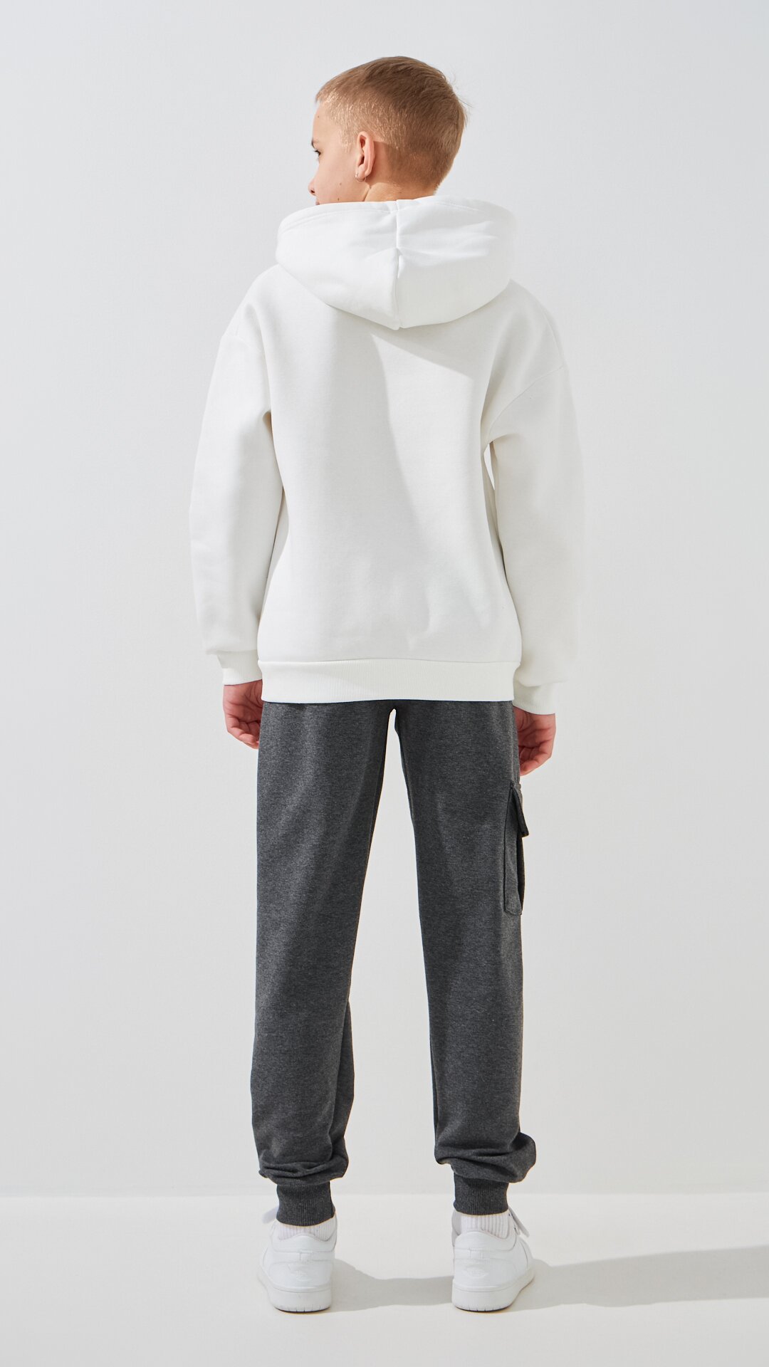 Купити Спортивні штани однотонні для хлопчика Atescan 2509 146 см Графітовий Артикул: 2000999423055 Фото повноекранне №4