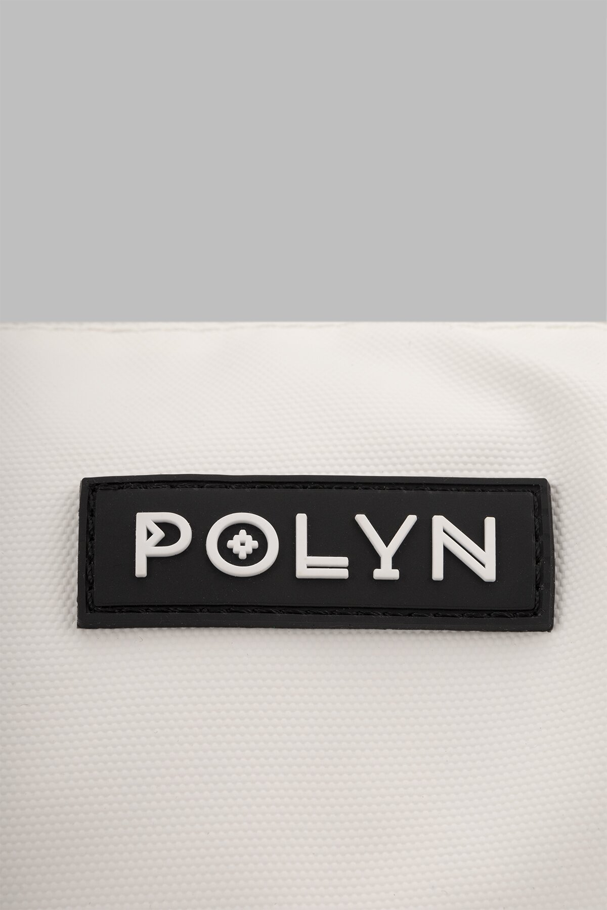Сумка спортивна для дівчинки Polyn C253 Білий (2000990398123А)  Фото №4