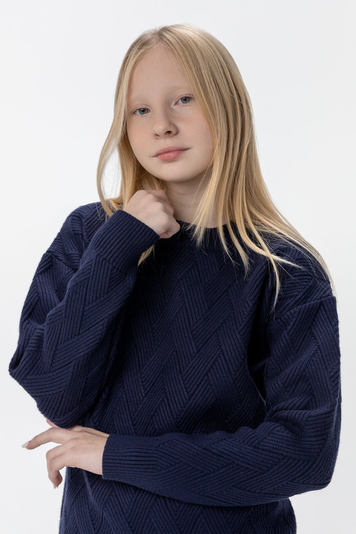 Светр однотонний для дівчинки Lizi 3257 134 см Темно-синій (2000990096791D)  Фото №1