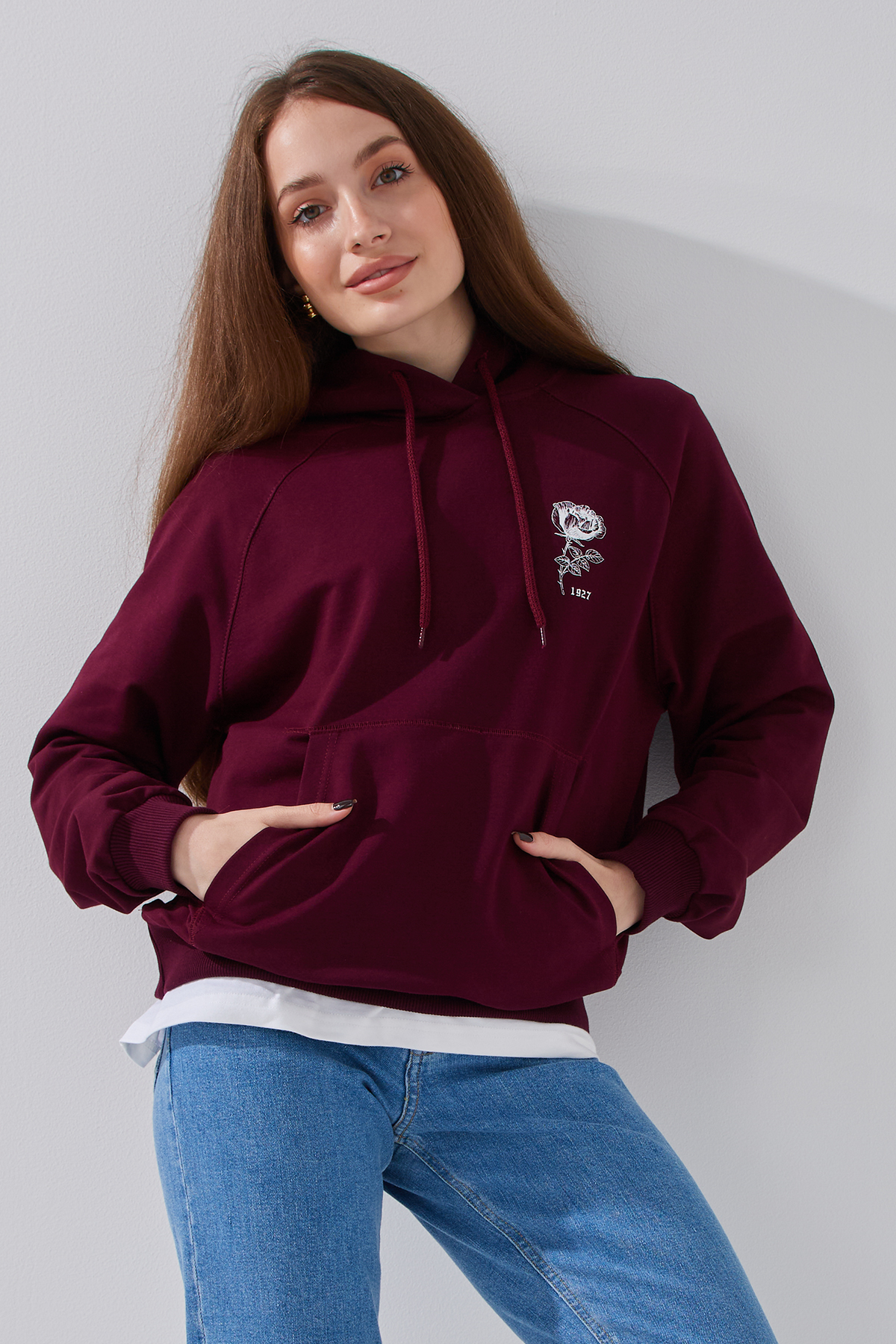 Худи с принтом женский LAWA P-WB02381 XS Бордовый  Фото №2